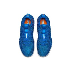 Nike LeBron 15 - Système Laçage Dynamique